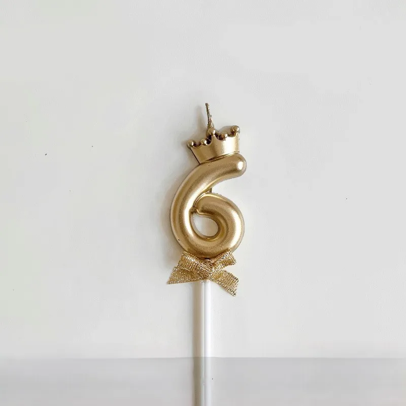 

Свечи золотого века шампанского цвета