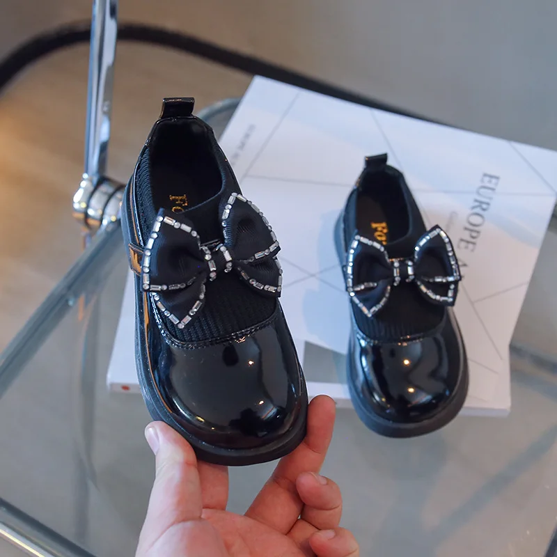 

Мягкая тканая стильная модная Осенняя школьная британская кожаная однотонная демисезонная детская обувь с бантом на липучке для девочек