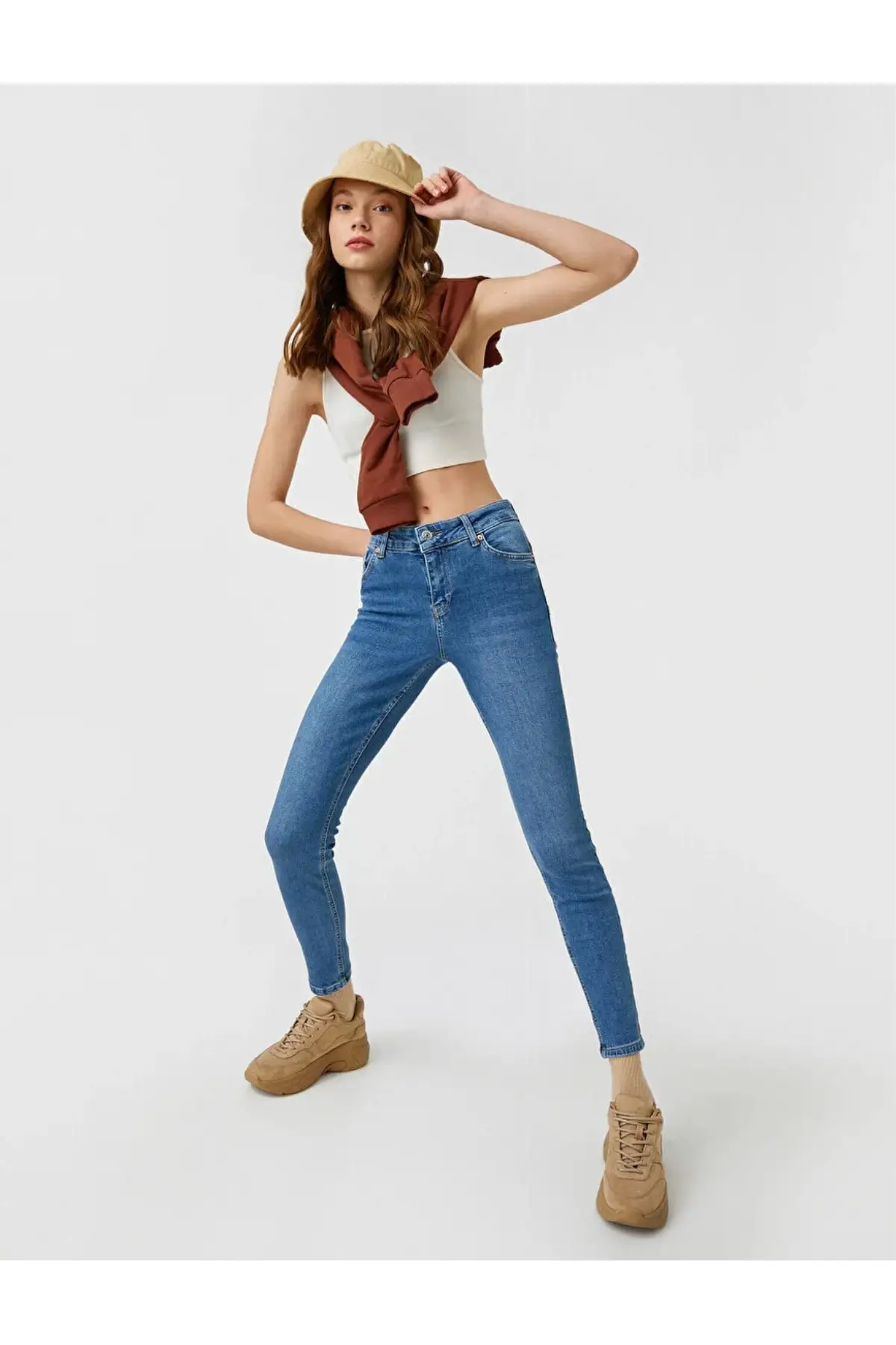 

Женские джинсы пуш-ап, женские прямые брюки средней длины цвета индиго, уличная одежда, женские джинсы на молнии с пуговицами