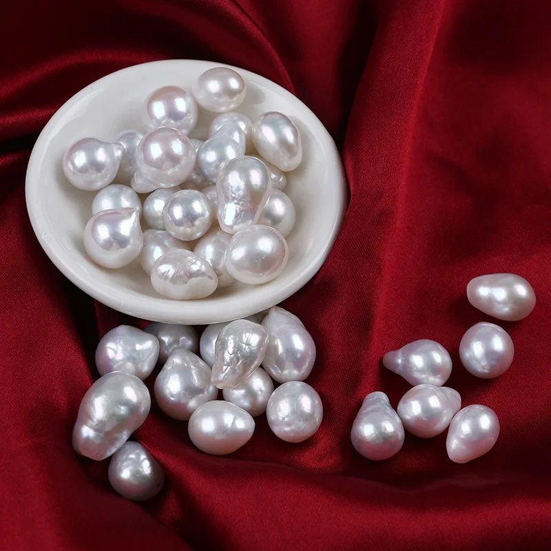 

Bright white 10.5-14mm baroque natural Freshwater Loose Pearls bead