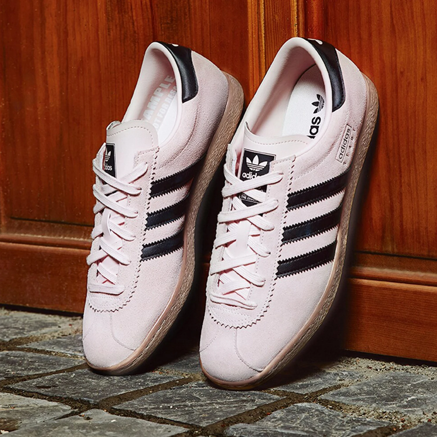 Фото Adidas Original Superstar Уличные замшевые легкие повседневные кроссовки на тонкой подошве JR6347 №1