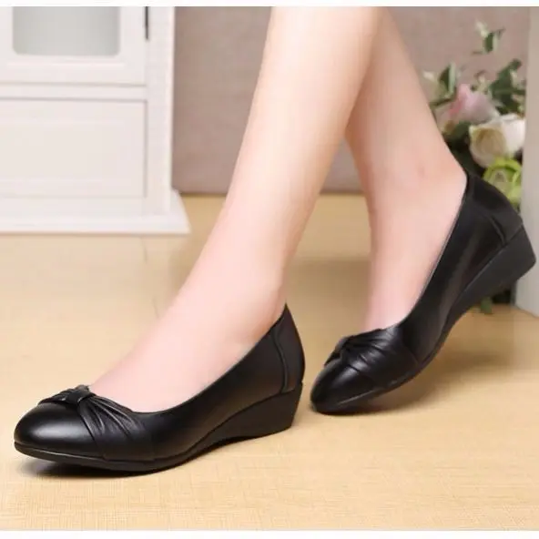 Leather flats shoes woman Butterfly-knot Fashion Women's loafers Black shoes women Soft Massage Casual Breathable ladies shoes
