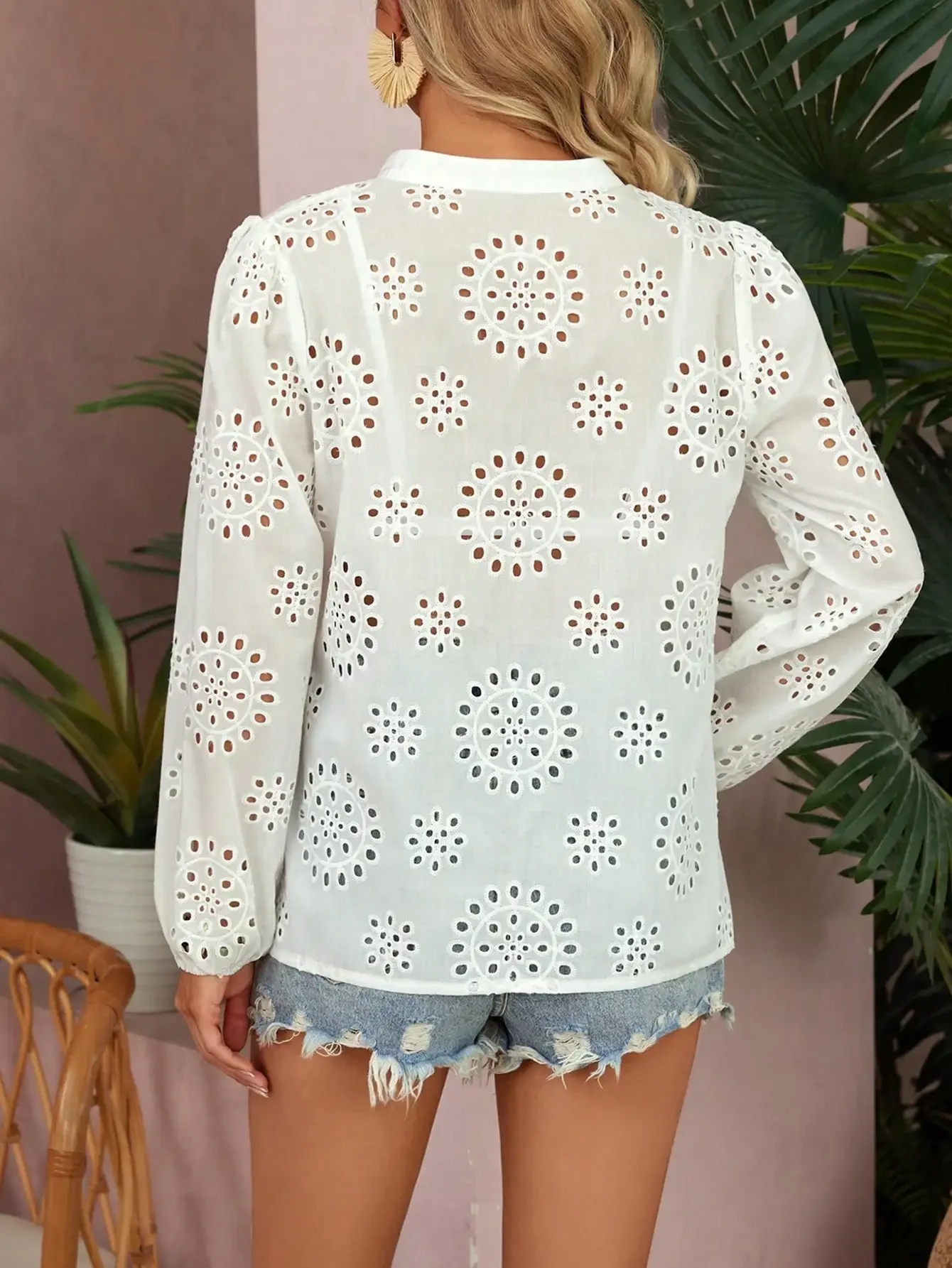 Женская блузка-рубашка с V-образным вырезом свободного покроя