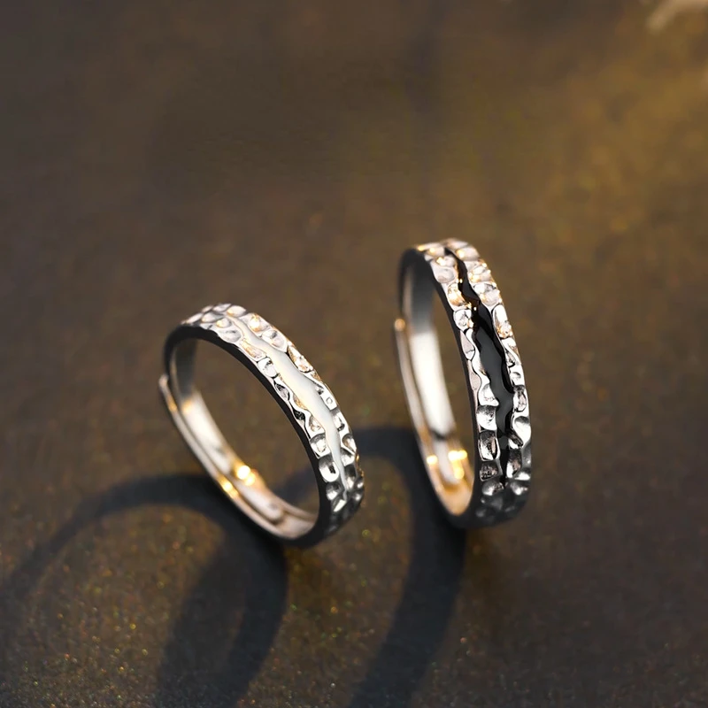 

Simple Black White Rock Texture Couple Ring Men Women A Pair Of Niche Design Drop Glue Love Pair Ring Valentine Day Jewelry Gift