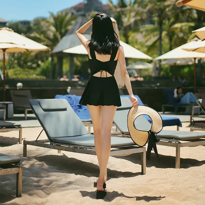 Women's swimsuit solid color bikini one-piece slim fit conservative hot spring tube top swimsuit black skirt Korean version