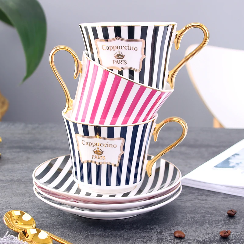 

Concise Stripe Bone China Coffee Cup Saucer With Gold Spoon Elegant Ceramic Paris Tea Cup 225ml Porcelain Teacup Cafe Drinkware