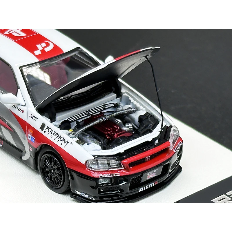 Контейнер с открытым капюшоном Skyline GTR R34
