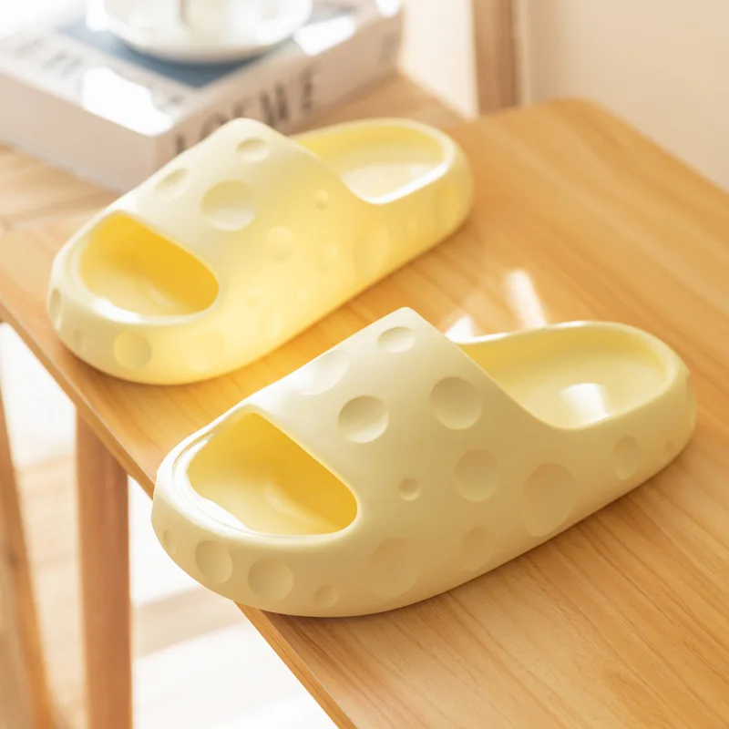 2023 Women Summer Slippers Man Soft Thick Bottom Slides Home Bedroom Bathroom Massage Slippers Girl Campus Beach Sandals Unisex