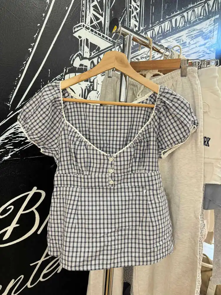 Официальный сайт BM American Pure Desire Sle с тремя пряжками кружевной воротник топ