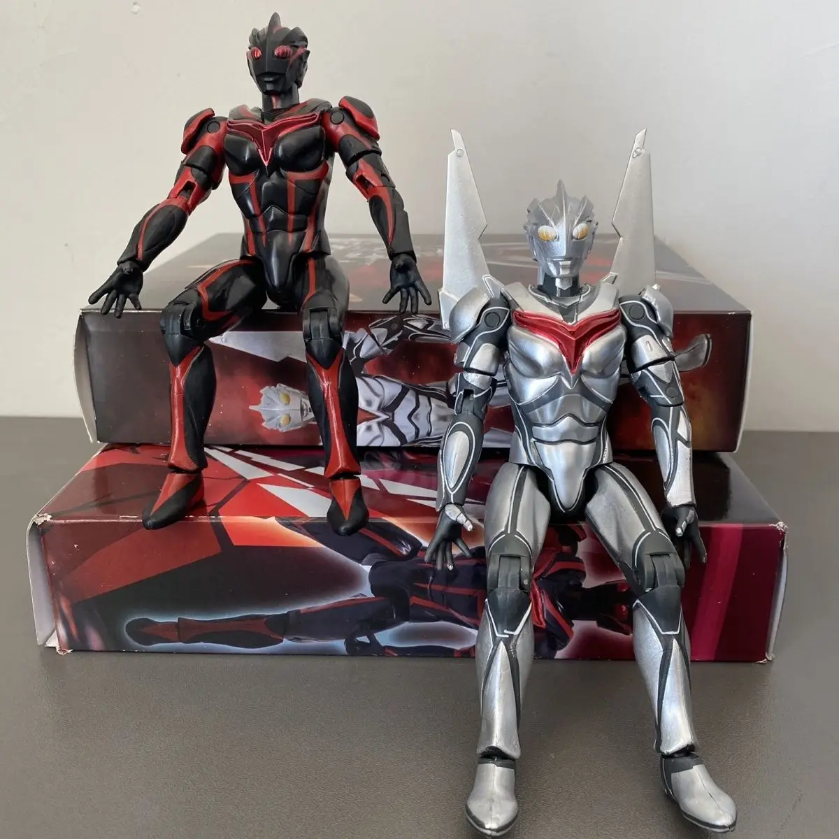 

2023 аниме Ultraman Dark Zagi Ultraman Noa экшн-фигурка Сборная модель коллекционные игрушки для детей орнамент