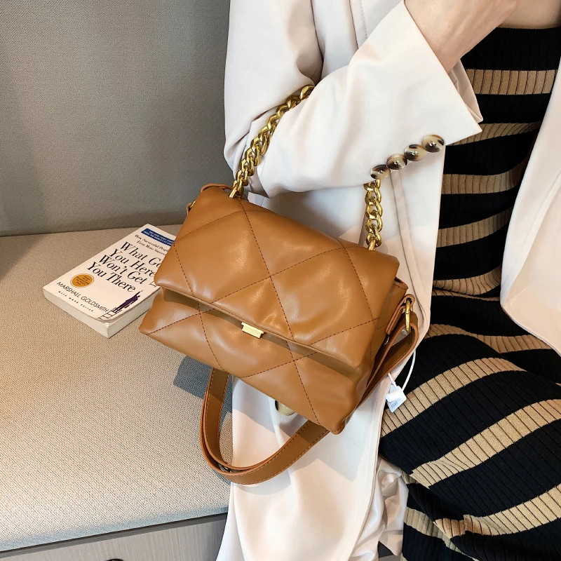 Ladies High Quality Leather Shoulder Bags For Women Long Gold Chain Shoulder Bags Purses And Handbags Luxury Designer Purses