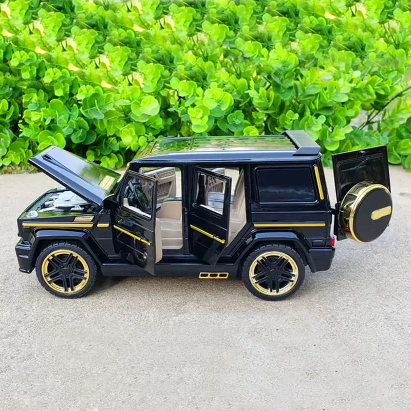 Фото 1/24 литой под давлением BenZ G65 внедорожник, модель внедорожника, коллекция игрушечных транспортных средств из сплава, металлический миниатюрный звуковой свет, автомобиль для мальчиков №1
