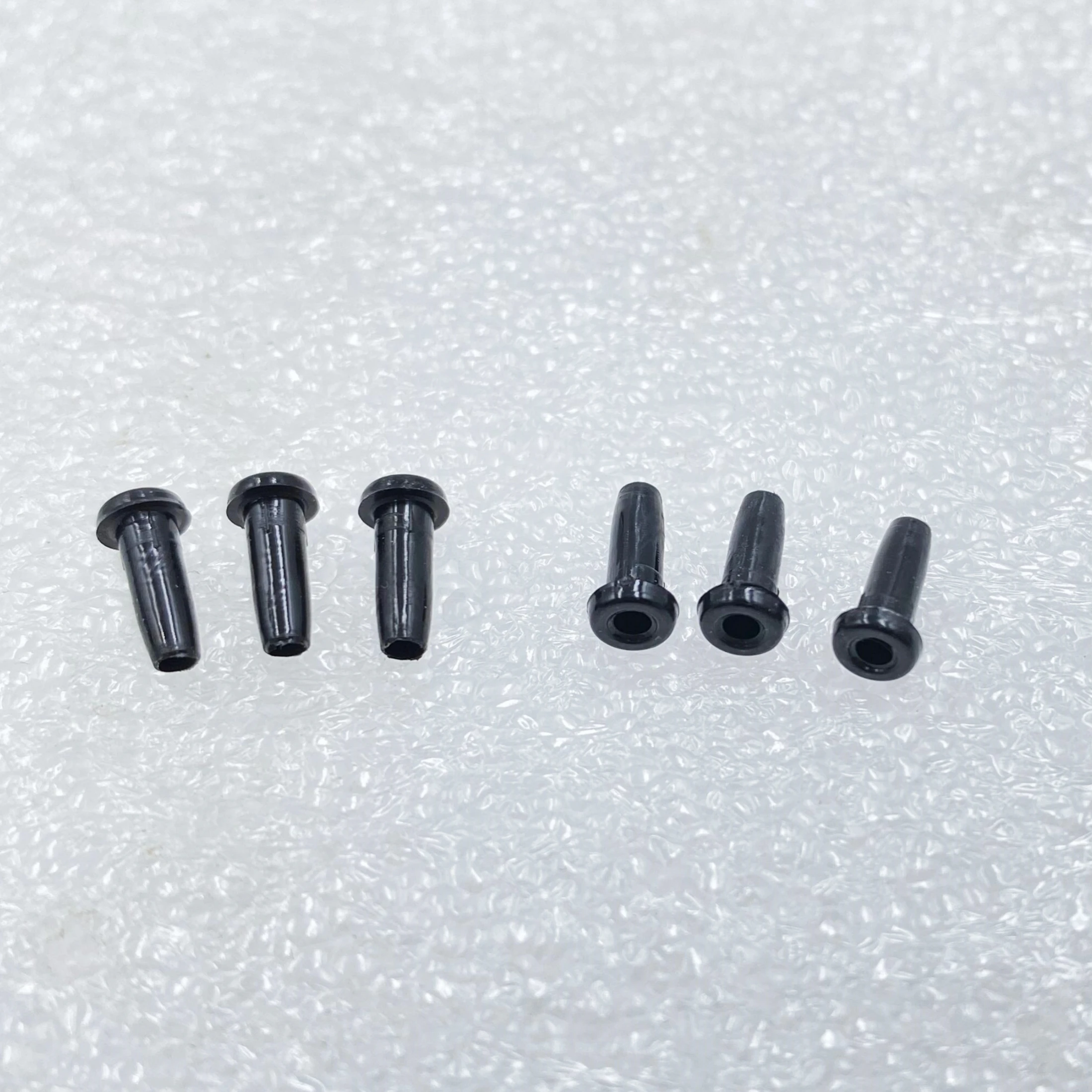 AEF Ракетка для бадминтона втулки с одним и двойным отверстием / люверсы - более