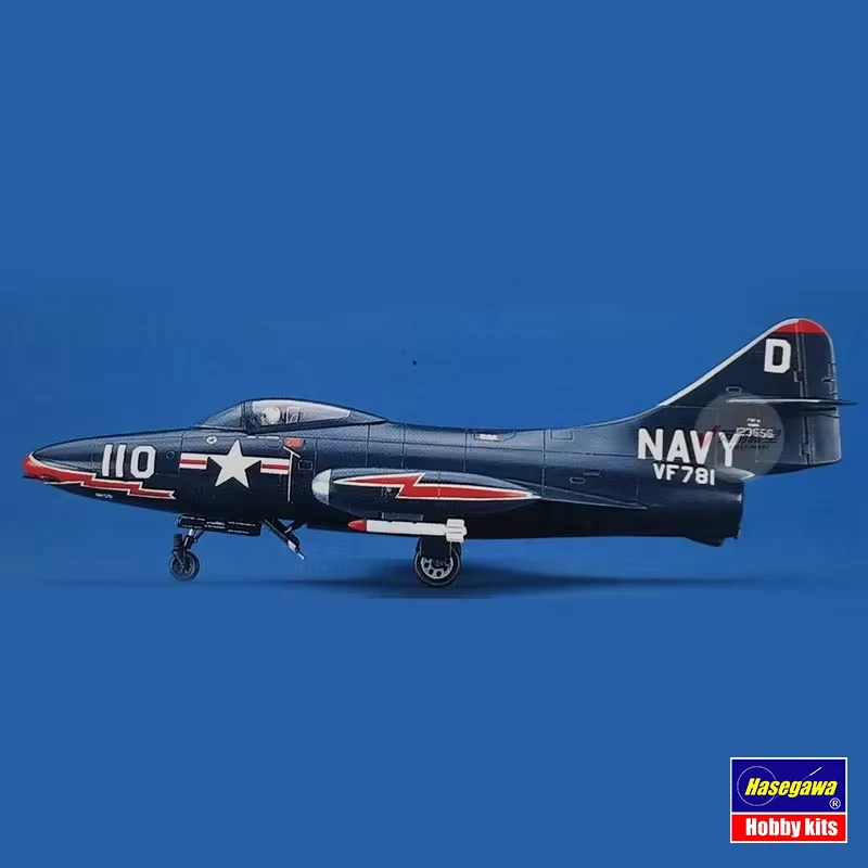 Комплект модели самолета Hasegawa 00242. Истребитель на основе авианосера ВМС США F9F-2