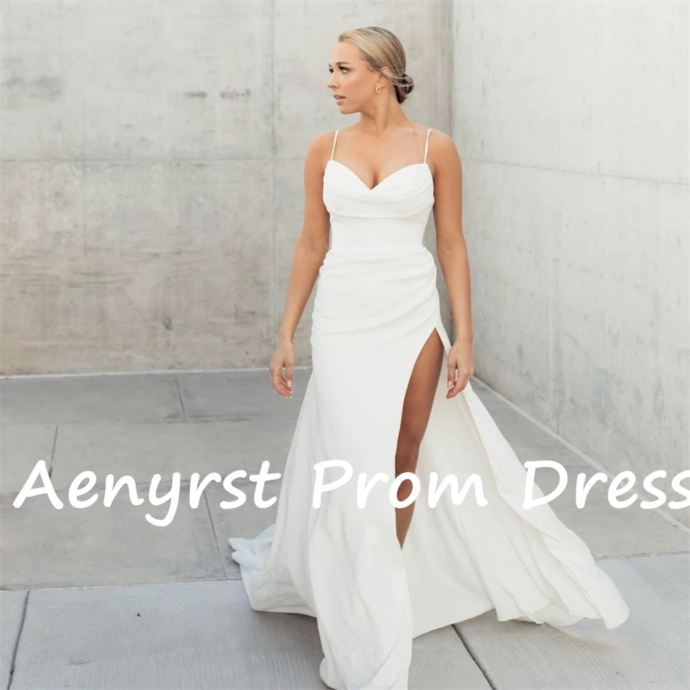 Рисунок 4 - Женское атласное платье с юбкой-годе