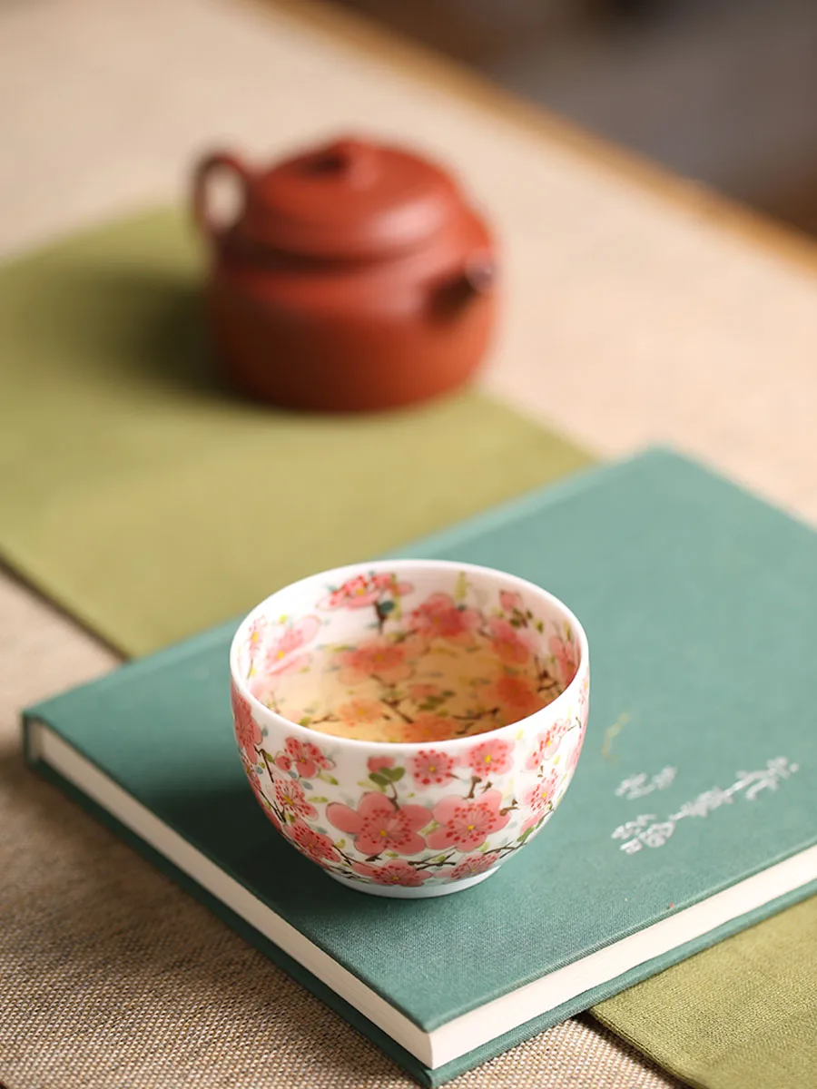 Hand Painted Peach Blossom Five-Color Underglaze Tea Cup Large Master Teacup Fresh Air Porcelain Kung Fu Set |