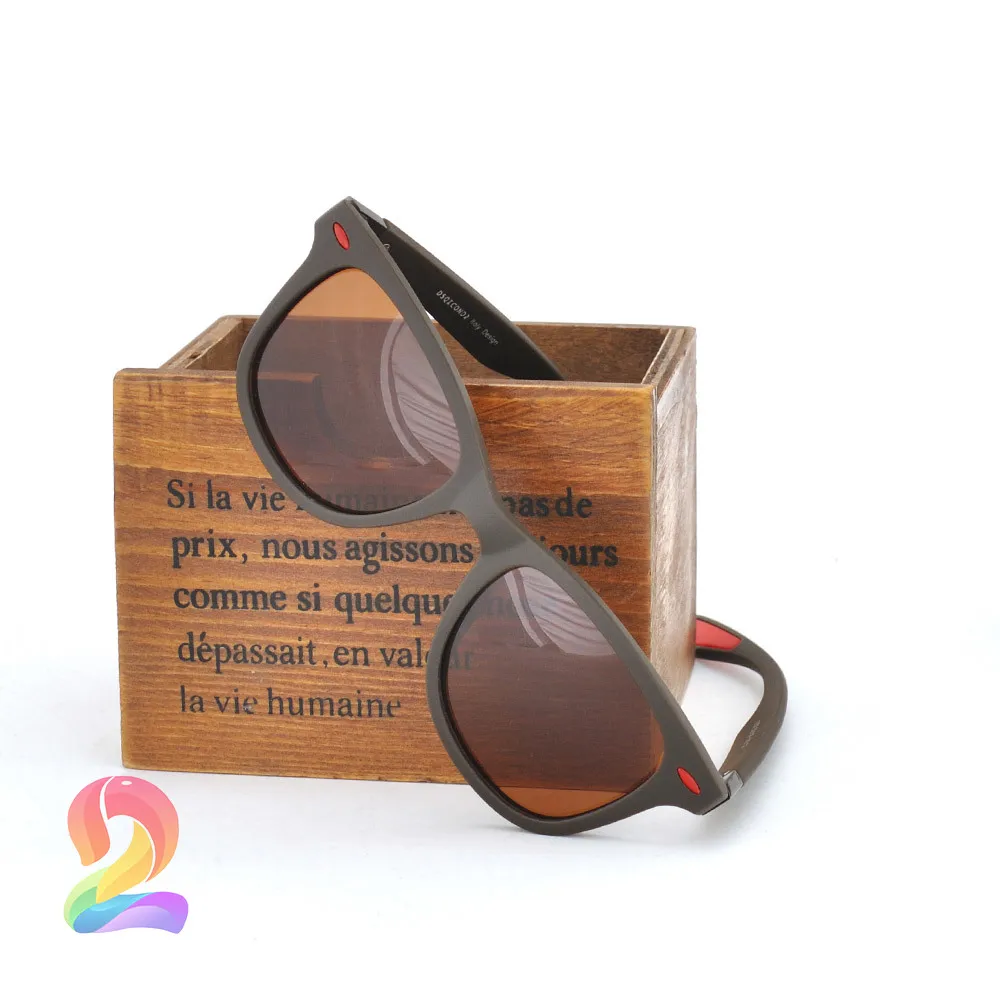 

High Street Outdoor Sunglasses T-Shirt Accessories Men Women DSQ2 Sunglasses