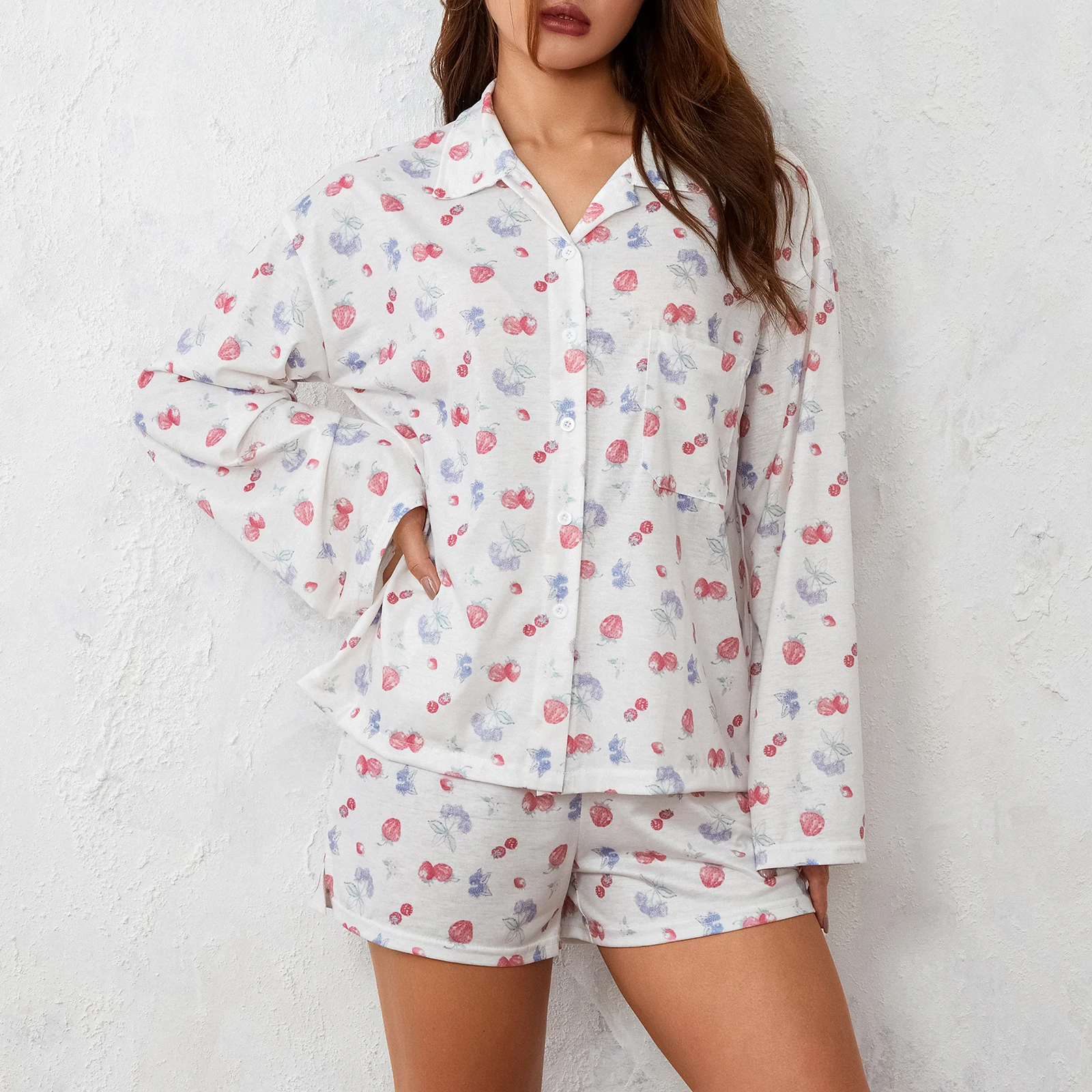 

Пижамный комплект Gaono женский из 2 предметов, рубашка с длинным рукавом, пуговицами и шорты с разрезом сбоку, пижама с фруктовым принтом, Y2k