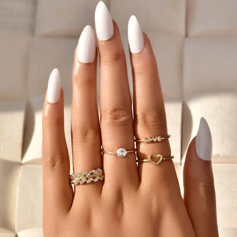 

Personality Jewelry Gifts Alloy Peach Heart LOVE 4 Piece Set Women Simple Rings