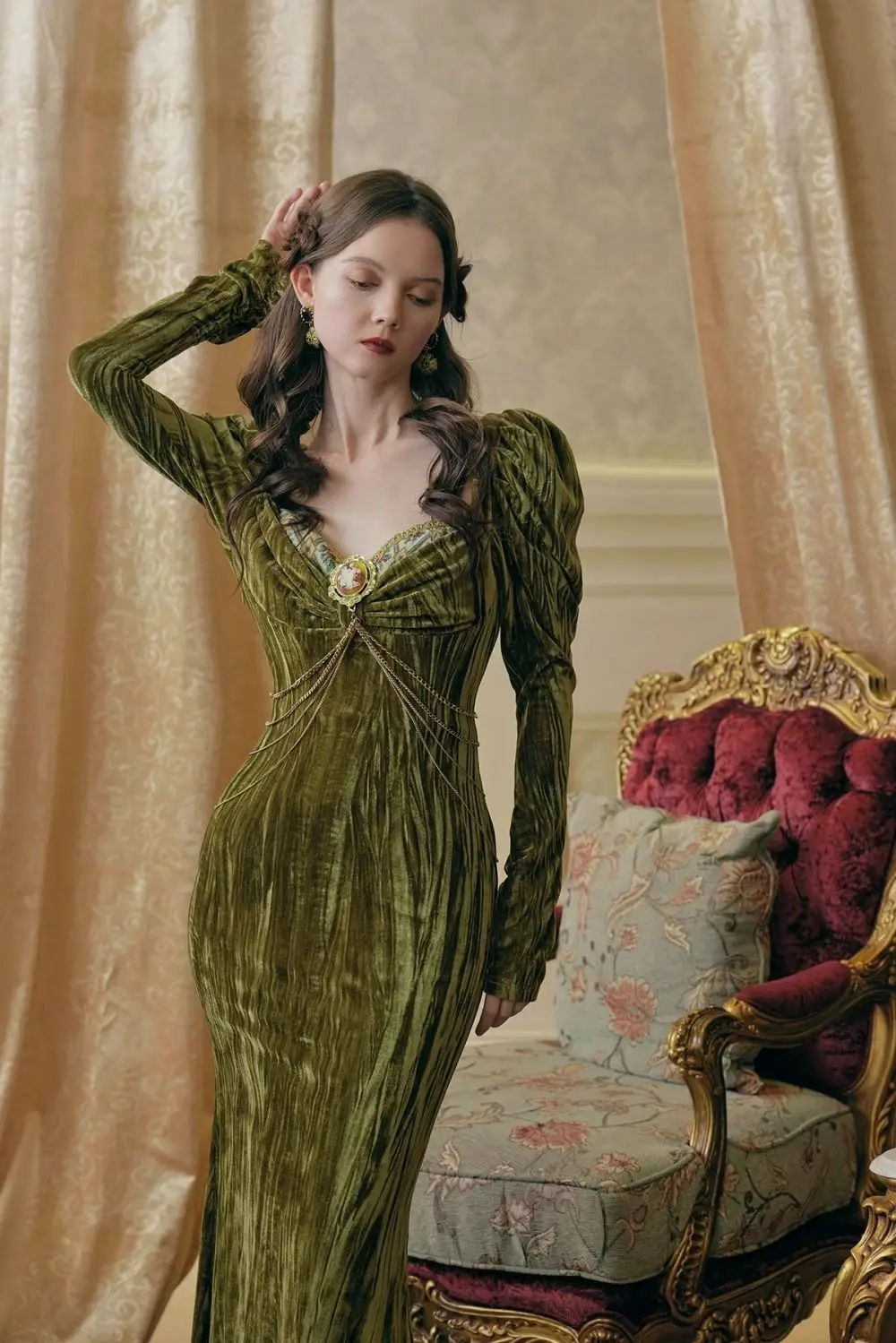 Женское винтажное бархатное платье в стиле французского суда с корсетом на