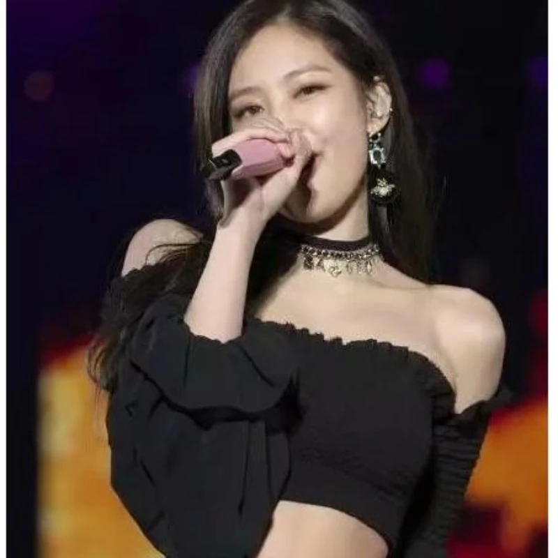 Блузка женская шифоновая с открытыми плечами и воротником одно слово