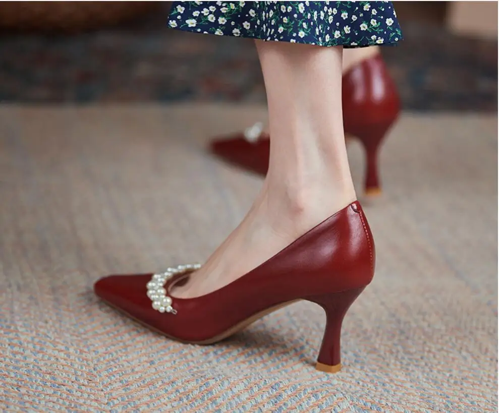 

Black High-heeled Women's Shoes Retro French Square Toe Shoes Pearl Ornaments All-match Commuter Shoes Formal Women's Shoes