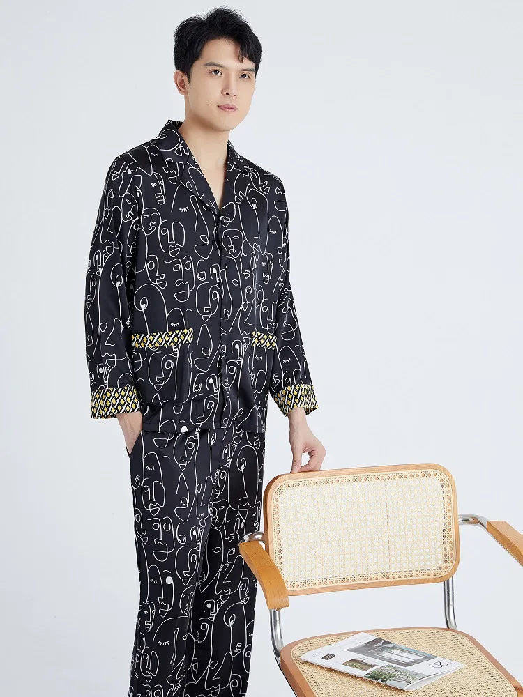 Рисунок 2 - Пижама Мужская шелковая с длинным рукавом