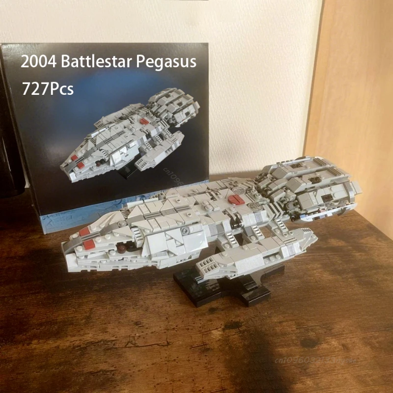 Фото Модель линкора MOC Space War 2004, Battlestar Pegasus, космический корабль, строительные блоки, модель DIY, набор кирпичей для сборки, игрушки, подарки для детей №1