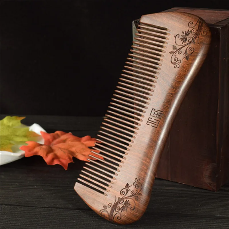 

1PC Wooden Comb Pocket Comb Natural Sandalwood Combs Wooden Teeth Super Wide Without Static Lice Comb Beard Barber