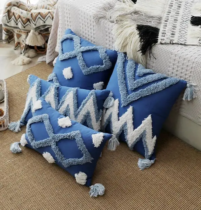 

Наволочка в скандинавском стиле, красная, темно-морская, синяя