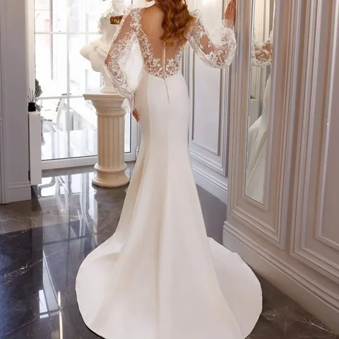 Wedding Dress V-Neck Mermaid 32 Slim-line Court Train Satin Net Applique Covered Button Zipper Sexy Brilliant Ivory Bridal Gown