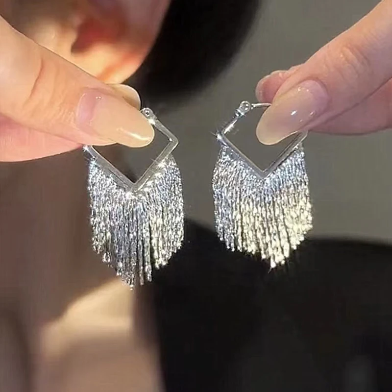 

Fashion Manifesto Minimalist Summer Metal Tassel Geometry Women's Earrings 2023 New Minimalist Pendant Korean Jewelry