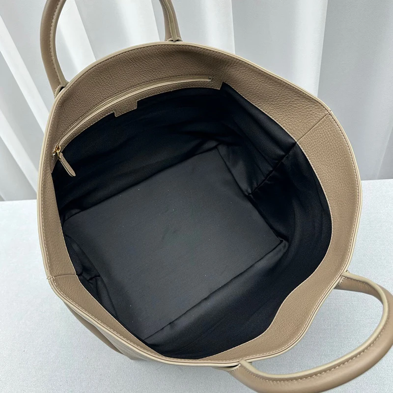 Рисунок 5 - 2023, модная летняя сумка через плечо