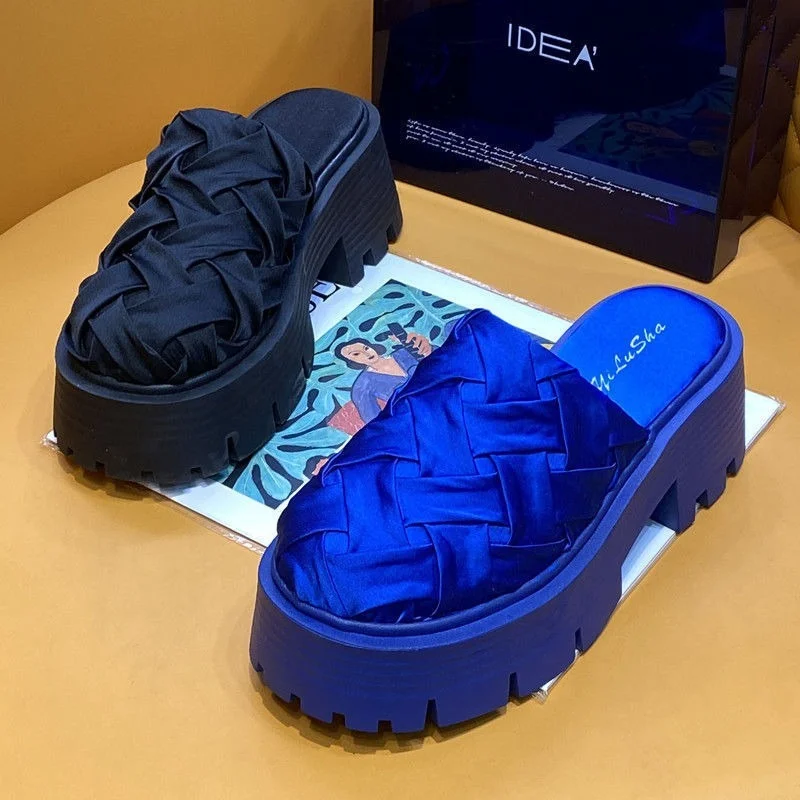 

2022 New Unisex Round Toe Chunky Sole Slippers Outdoor Slip-on Rubber Slides Sandals Summer Causal Beach Women Shoes