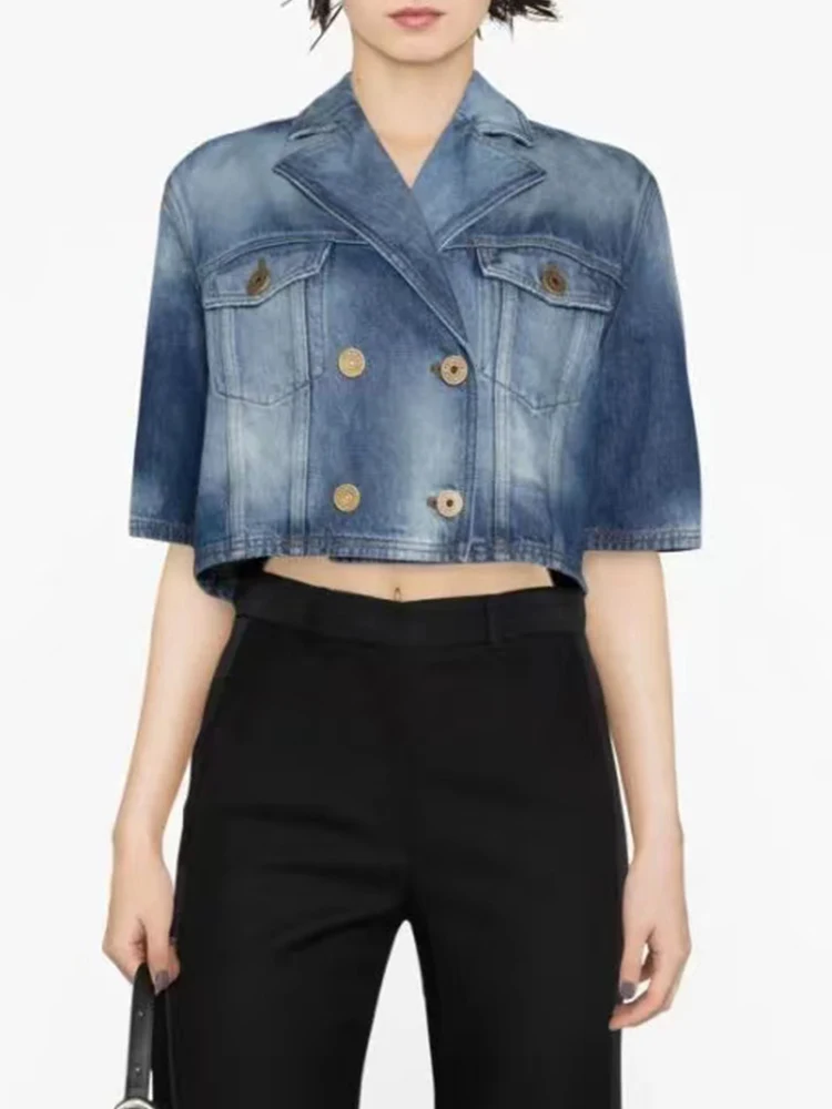 

Дизайнерская винтажная двубортная джинсовая рубашка с отложным воротником и коротким рукавом, женская новая осенняя модная Роскошная короткая джинсовая рубашка «Все в одном»