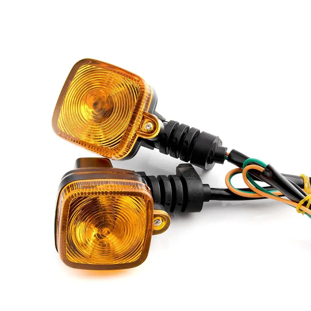 Купи Motorcycle Turn Signal Light Lamp For Cg125 Zj125 Square Halogen Lamp Bulbs Universal Motorcycle Indicators Lights Accessories за 273 рублей в магазине AliExpress