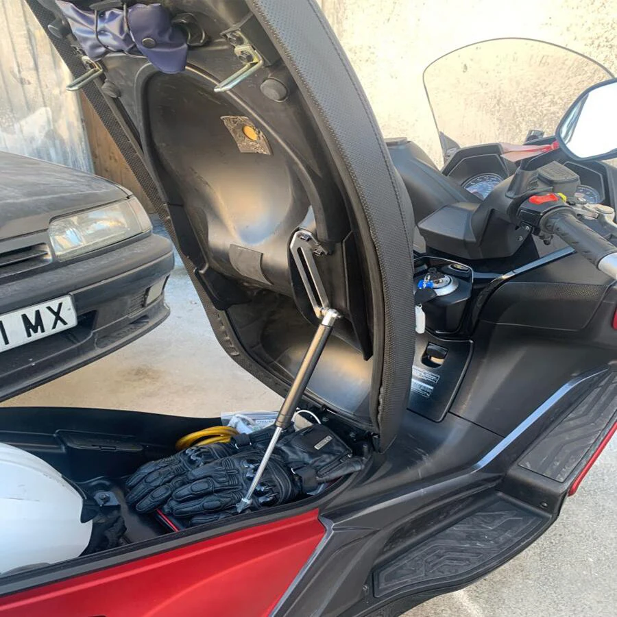 

Seat Stopper Tracks Parts Open Angle Increases Bracket Motorcycle FOR KYMCO XCITING 250/300/500 XcitingR250Fi Downtown 300i/350i