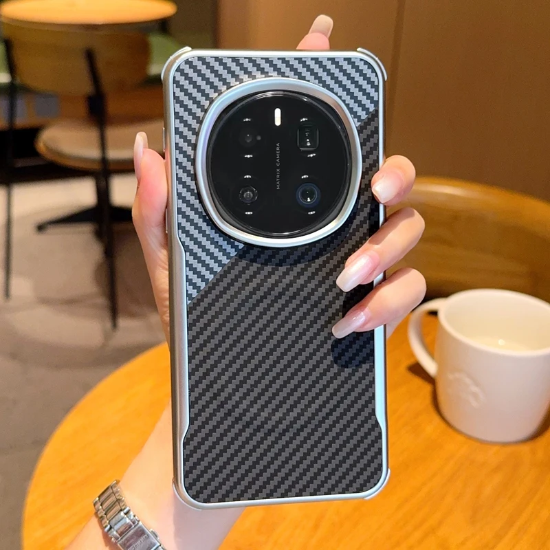 Фото Магнитный чехол для Honor Magic 7 Pro с текстурой карбона, цветной гальванизированный бампер-накладка на заднюю панель №1