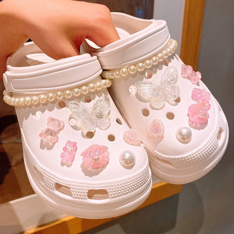 Creative Pearl Bow Tie Hole Shoes Shoe Charms Decoration Shoe Buckle Lovely Jeweled Bear 3D Croc Shoes Flower Accessories images - 6