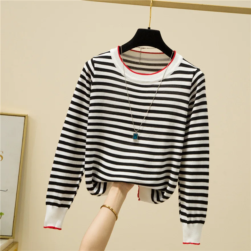 

Simple knitted T-shirt early autumn new women's round neck long sleeves White