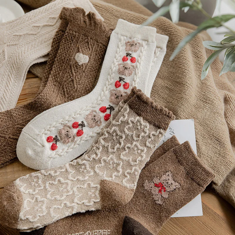 

Retro Winter Socks Cartoon Animal Print Cute Funny Bear Wool Japanese Fashion Street Style Kawaii Women Cotton Designer Sokken
