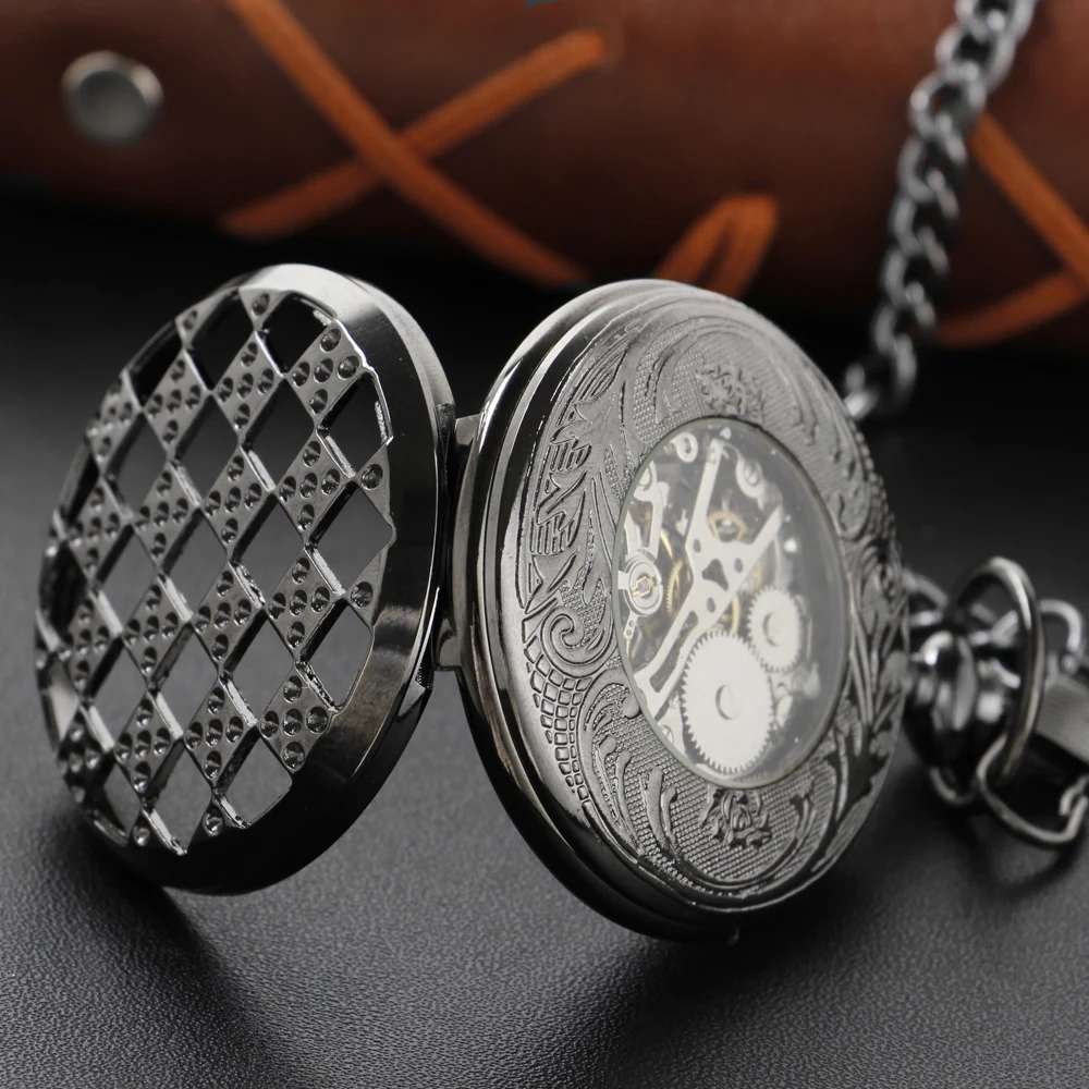 Exquisite Dice Hollow Embossed Manual Stringing Mechanical Pocket Watch Men's Necklace Pendant Clock Vintage Gentleman Gift