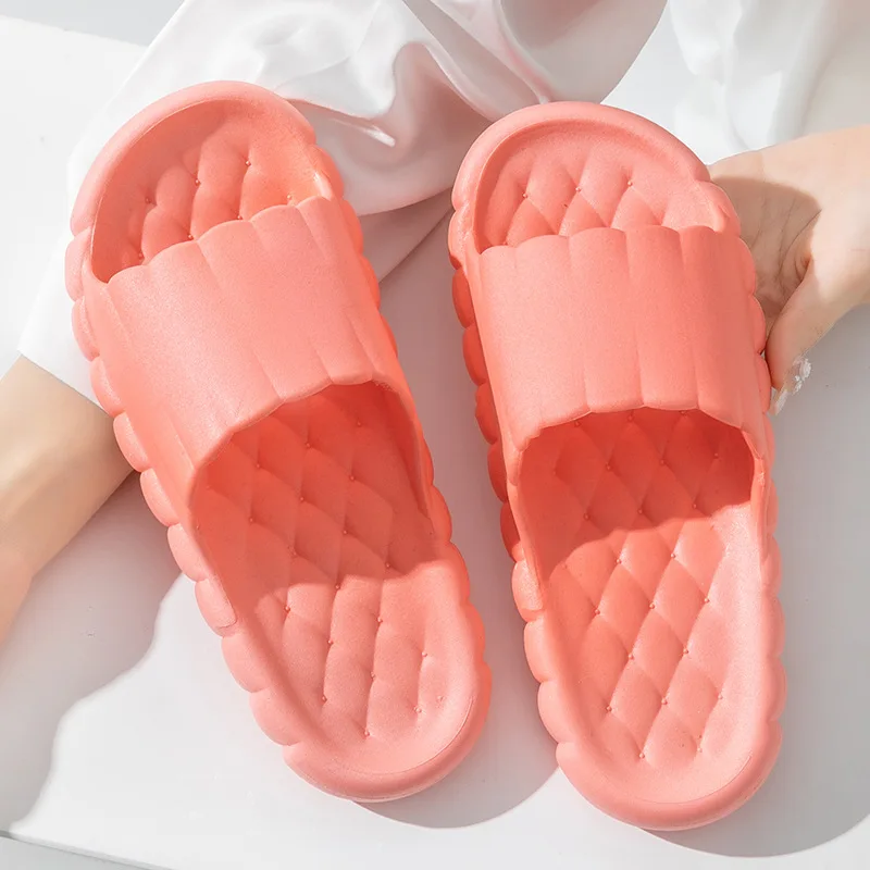 

Сандалии женские домашние на платформе, Нескользящие, Эва, мягкая подошва, для душа, пляжа, летние тапочки, 2023