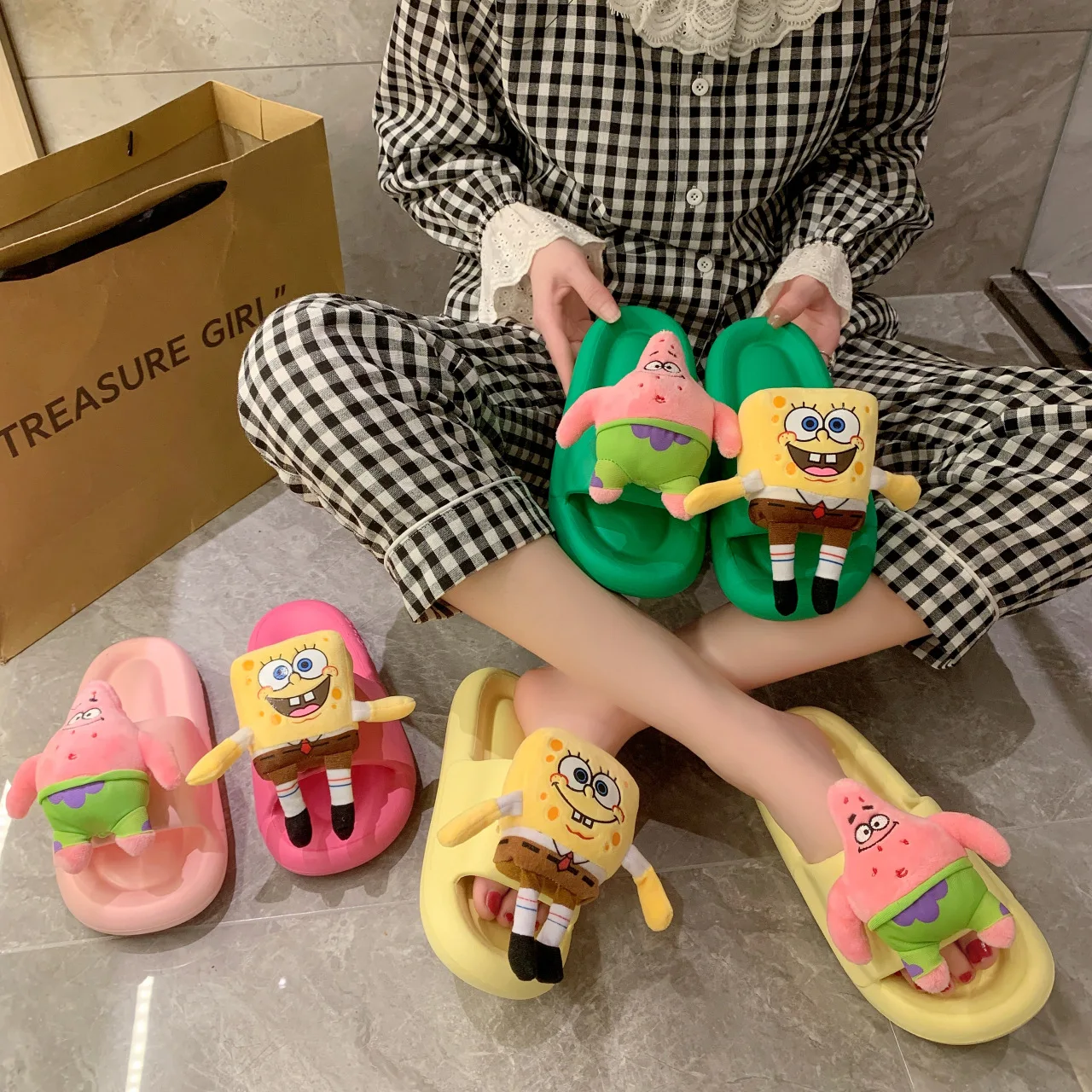 

Sponge Darling Ōboshi Indoor Slippers Indoor Couple Slippers Cute Girl Heart Summer Girl Step In Shit Feel Beach Slippers