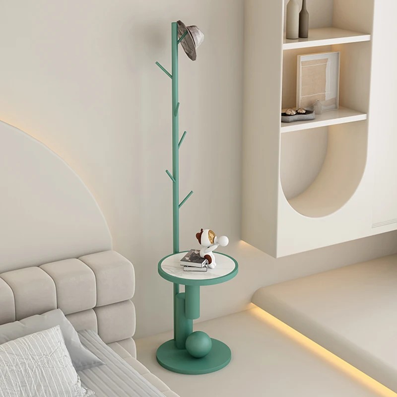 Эстетическая стойка для одежды балкона Минималистичная металлическая вешалка в