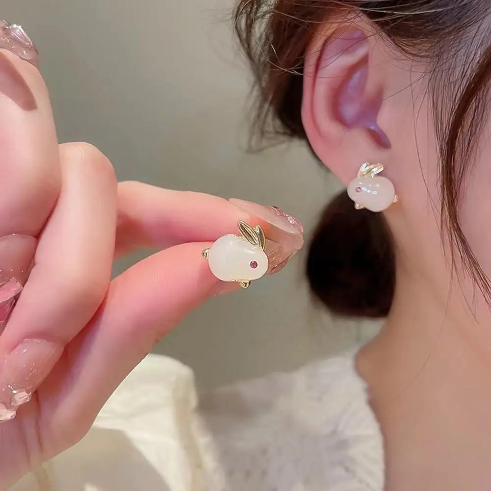 

1 Pair Fashion Elegant Stud Earrings For Women Exquisite Dangle Earrings Women Faux Pearl Bunny Drop Earrings For Dating