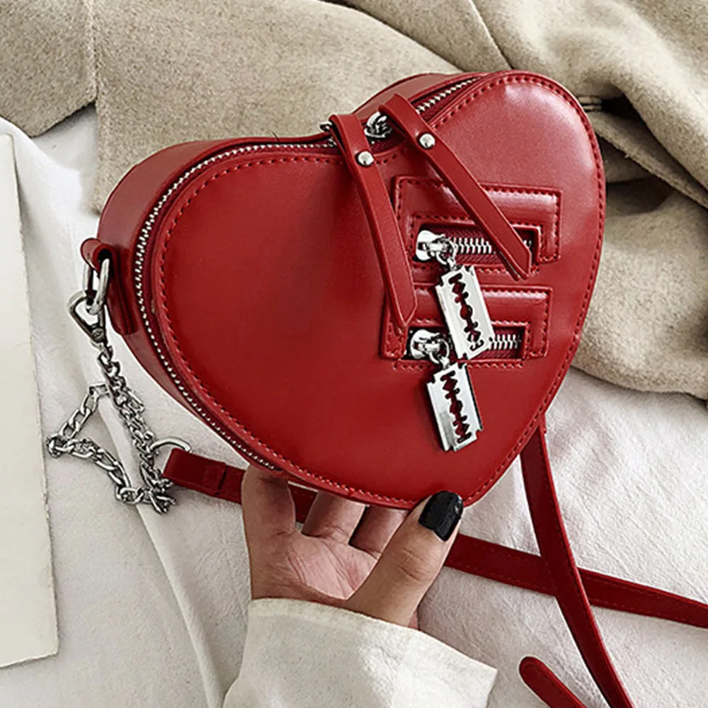 

New Heart-shaped Shoulder Bag Women's Chain Tassel Messenger Bag 2022 Trend Small Bag Ladies Fashion Makeup Bag Wallet