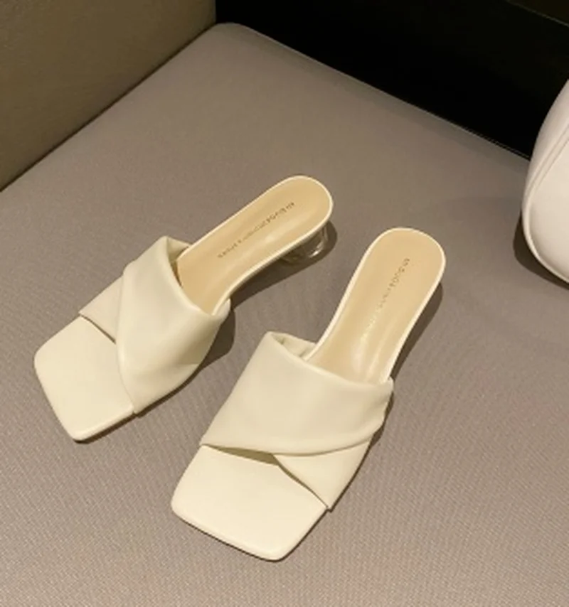 

Модная качественная внешняя одежда 2022 летняя Корейская версия толстые универсальные нежные тапочки на низком каблуке для женщин