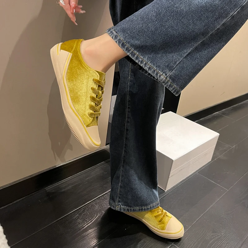 Women Luxury Velvet Sneaker Riband Lace-up Thick Sole Street Shoes Ladies High Fashion Brand Design Pink Green Velour Zapatos