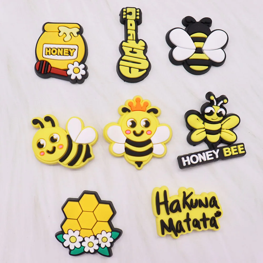 

50Pcs Honey Bee Insects Yellow Color Series PVC Sandals Shoe Charms Decoration Buckle Clogs DIY Croc Jibz Wristbands Kids Gift